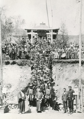06-2 山神社新築記念山神祭 明治44年5月12日.jpg